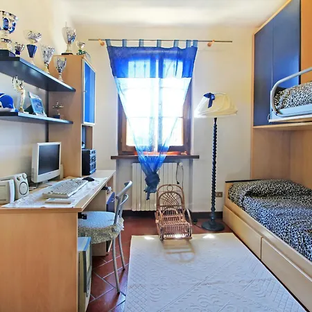 Roberto By Interhome *