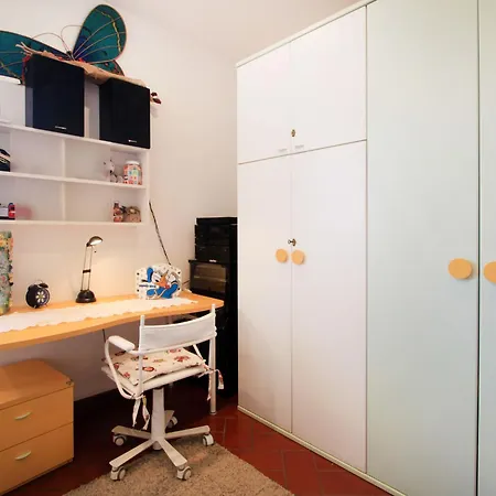 Roberto By Interhome Forte dei Marmi