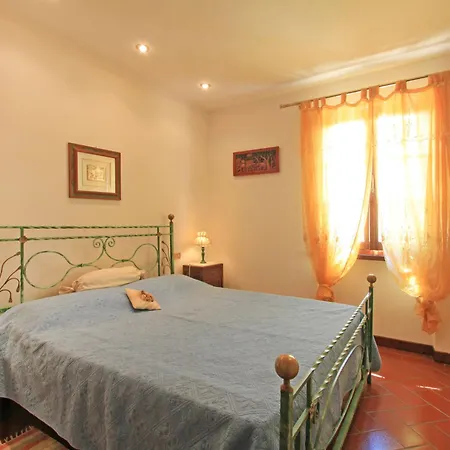 Roberto By Interhome Forte dei Marmi