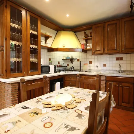 Roberto By Interhome *