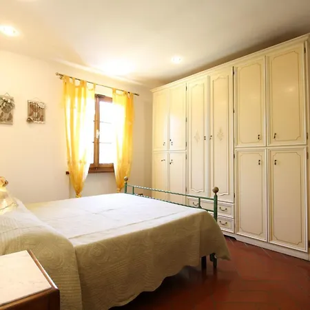 Roberto By Interhome Forte dei Marmi